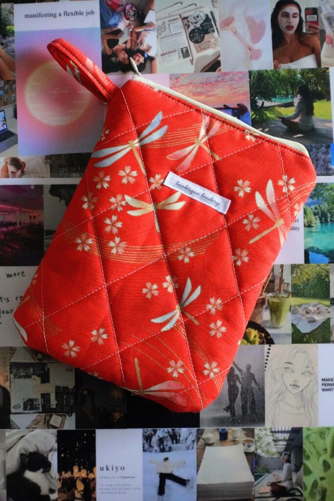 kindle sleeve - dragonfly red