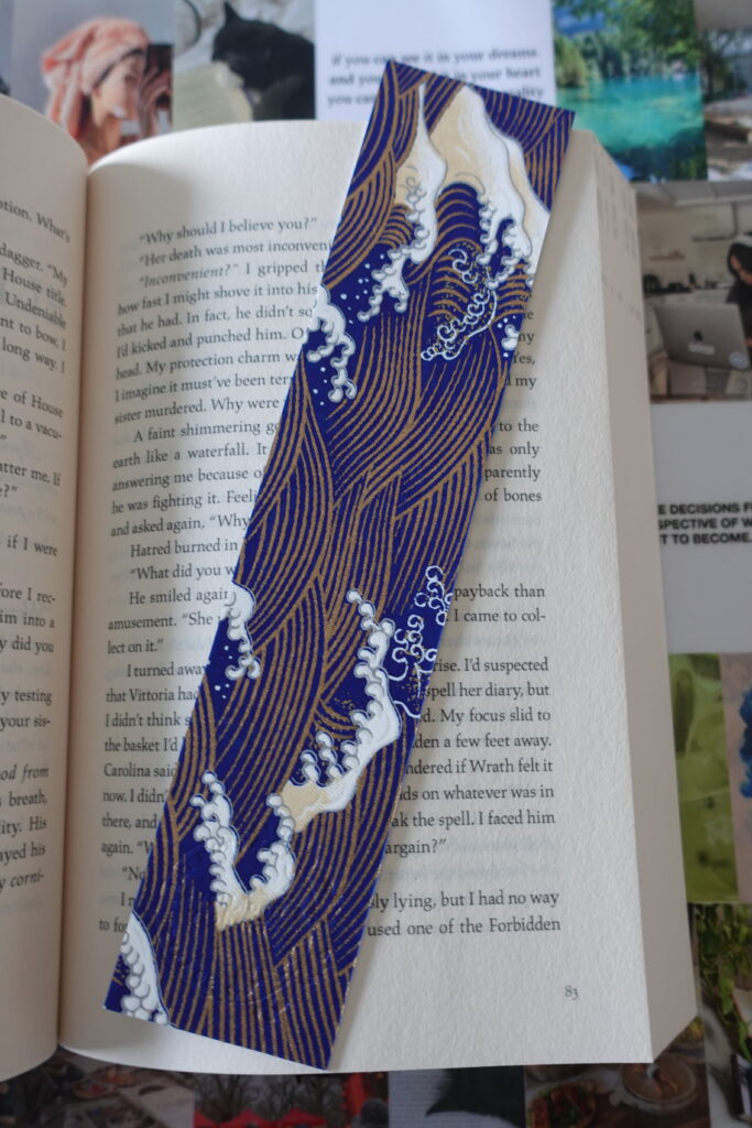 bookmark - ocean waves